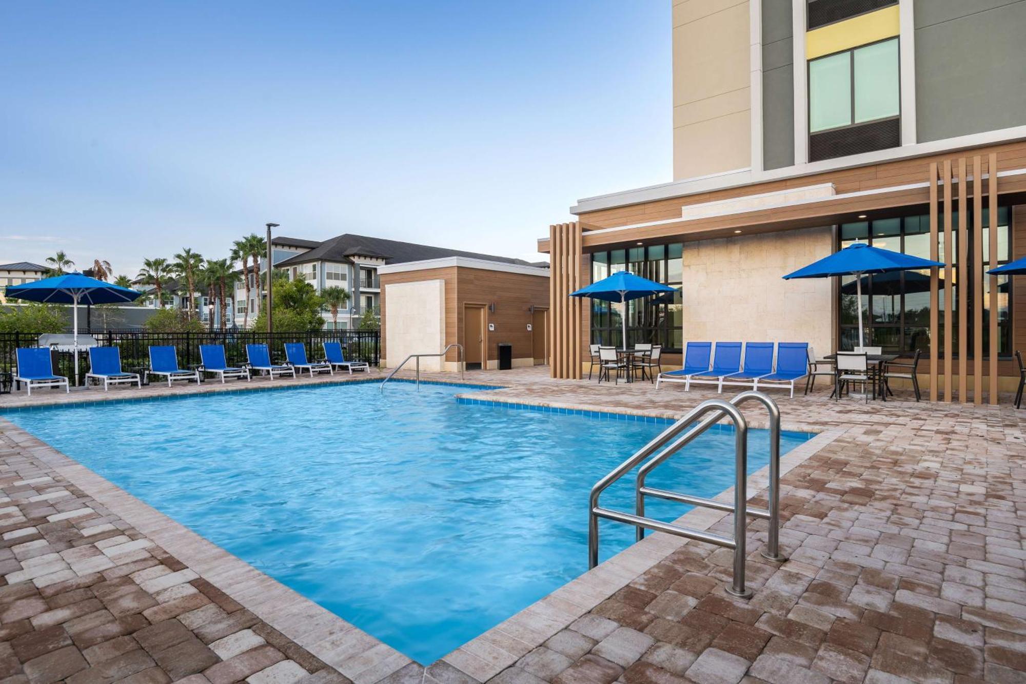 Hilton Garden Inn Orlando I-4 Millenia Blvd Mall Buitenkant foto