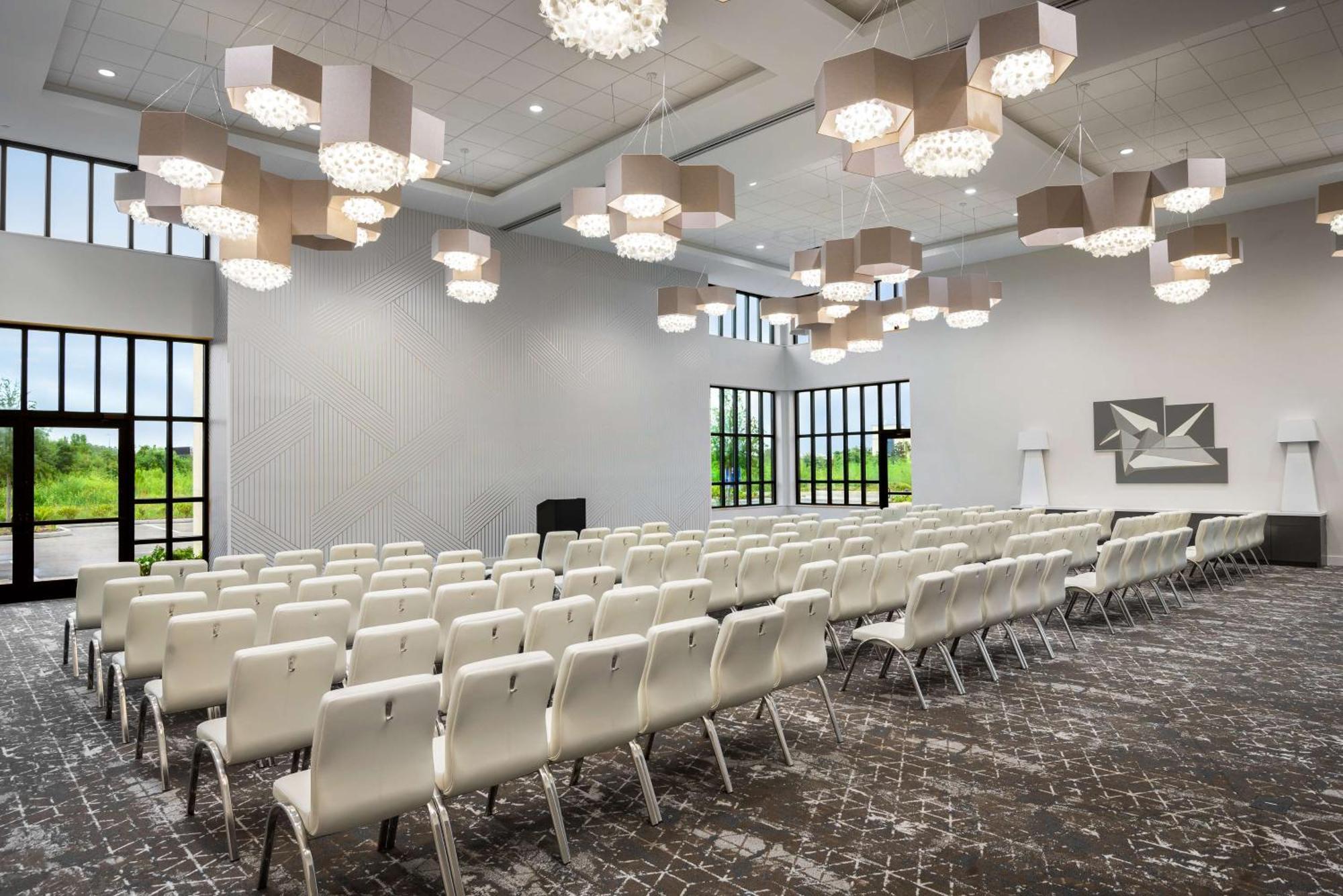 Hilton Garden Inn Orlando I-4 Millenia Blvd Mall Buitenkant foto